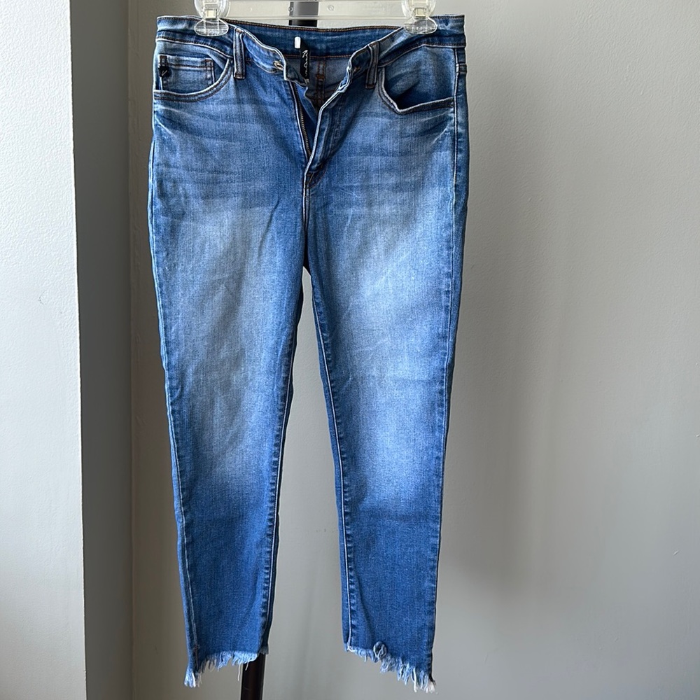 ☀️BOGO Item KanCan Shark Bite Raw Hem High Rise Jeans☀️